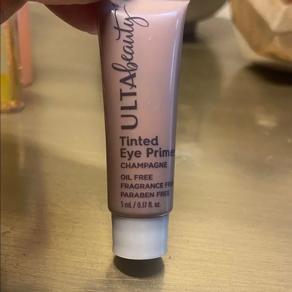 Ulta Makeup Bundle - Eyeshadows, Face Powder, Lipgloss, Eye Primer, Lip Scrub 💋 - Picture 6 of 7